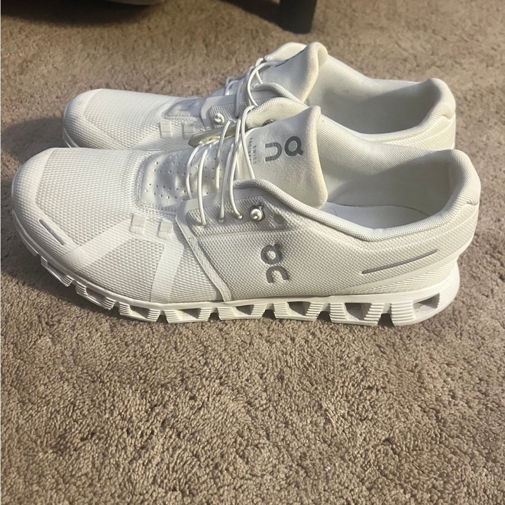 Men’s on clouds